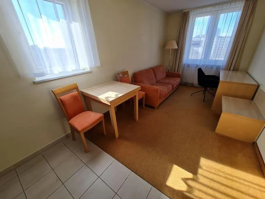10Q - Z6 Apartament 801 바르샤바